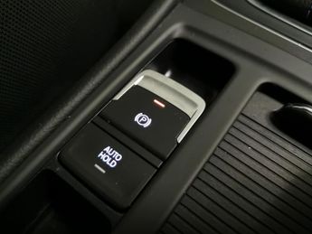Volkswagen E-golf 35.8kWh e-Golf (136 ps) - CLIMATE CONTROL - DAB - USB AUDIO