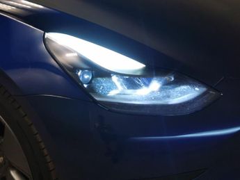 Tesla Model 3 Standard Range Plus RWD (241 bhp) - AUTO PARK - LED - REVERSE CA