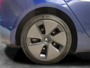 Tesla Model 3 Standard Range Plus RWD (241 bhp) - AUTO PARK - LED - REVERSE CA