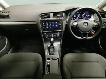 Volkswagen E-golf 35.8kWh e-Golf (136 ps) - CLIMATE CONTROL - DAB - USB AUDIO