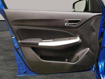 Suzuki Swift 1.2 Dualjet MHEV SZ-T CVT (83 ps) - BLUETOOTH - SPEED LIMIT RECO