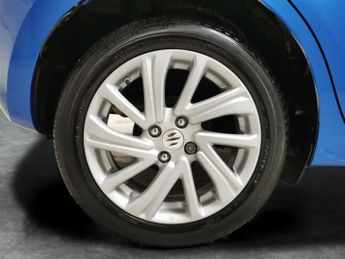 Suzuki Swift 1.2 Dualjet MHEV SZ-T CVT (83 ps) - BLUETOOTH - SPEED LIMIT RECO