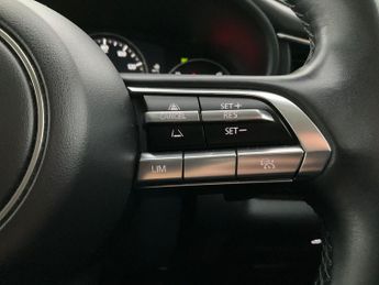 Mazda CX-30 2.0 e-SKYACTIV G MHEV Sport Lux (122 ps) - NAV - HEATED SEATS