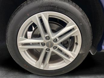 Audi Q5 2.0 TDI 40 S line S Tronic quattro (190 ps) - SPORTS SEATS - DAB