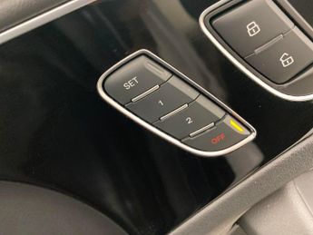 Audi A6 Saloon 2.0 TDI Black Edition S Tronic quattro (190 ps) - BLACK STYLING 