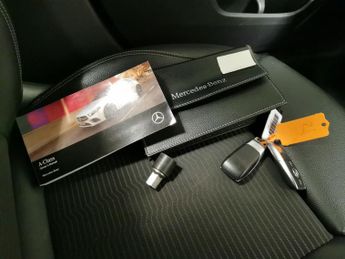 Mercedes-Benz A Class 1.5 A180d Sport 7G-DCT (116 ps) - ACTIVE LANE KEEPING ASSIST - C