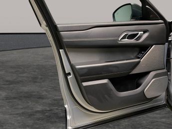 Land Rover Range Rover Velar 2.0 D180 R-Dynamic HSE 4WD (180 ps) - MERIDIAN AUDIO - REVERSE C