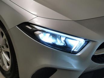 Mercedes-Benz A Class 1.5 A180d Sport 7G-DCT (116 ps) - ACTIVE LANE KEEPING ASSIST - C