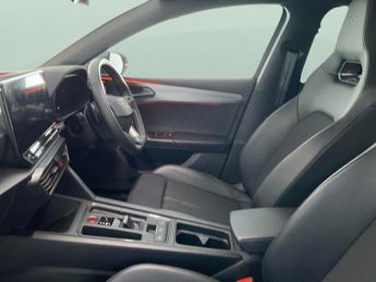 Cupra Leon 1.4 eHybrid 12.8kWh VZ2 Design Edition Plug-in DSG (245 ps) - KE