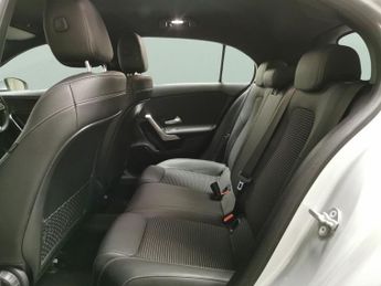 Mercedes-Benz A Class 1.5 A180d Sport 7G-DCT (116 ps) - ACTIVE LANE KEEPING ASSIST - C