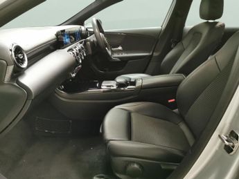 Mercedes-Benz A Class 1.5 A180d Sport 7G-DCT (116 ps) - ACTIVE LANE KEEPING ASSIST - C