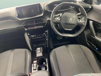 Peugeot E-2008 50kWh Allure Premium (7kW Charger) (136 ps) - SPEED LIMIT RECOG