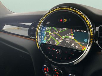 Mini Electric Hatch Cooper SE 32.6kWh Level 2 (184 ps) - 17IN ALLOYS - CARPLAY - LED