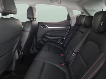 MG MG ZS 51.1kWh Trophy (176 ps) - KEYLESS ENTRY - LED - NAV