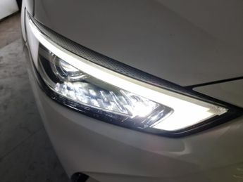 MG MG ZS 51.1kWh Trophy (176 ps) - KEYLESS ENTRY - LED - NAV