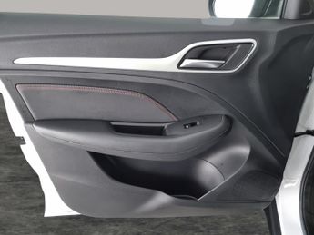 MG MG ZS 51.1kWh Trophy (176 ps) - KEYLESS ENTRY - LED - NAV