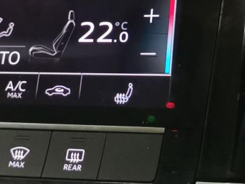 Audi e-tron 50 Technik quattro 71.2kWh (11kW Charger) (313 ps) - ADJUSTABLE 
