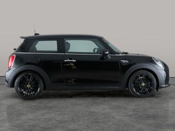 Mini Electric Hatch Cooper SE 32.6kWh Level 2 (184 ps) - NAVIGATION PACK