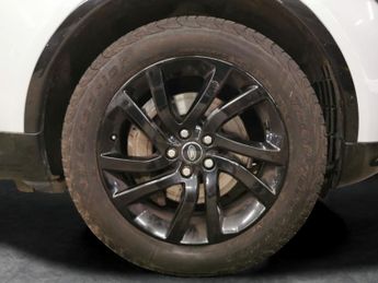 Land Rover Discovery 3.0 SD V6 HSE 4WD (306 ps) - AUTO PARK - LED - MERIDIAN AUDIO