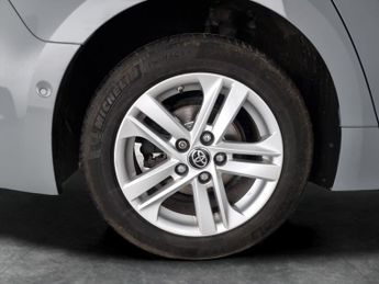 Toyota Corolla 1.8 VVT-h Icon Tech Touring Sports CVT (122 ps) - LED - REVERSE 