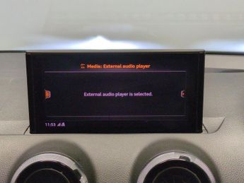 Audi Q2 1.5 TFSI CoD 35 S line S Tronic (150 ps) - CRUISE - DRIVING MODE