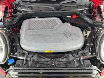 Mini Electric Hatch Cooper SE 32.6kWh Level 2 (184 ps) - NAV - INTERIOR LIGHT PACK
