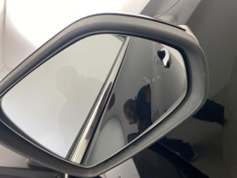 MG MG ZS 44.5kWh Exclusive (143 ps) - HEATED SEATS - NAV - BLIND SPOT ASS