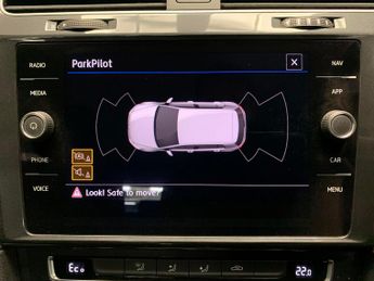 Volkswagen E-golf 35.8kWh e-Golf (136 ps) - CLIMATE CONTROL - DAB - USB AUDIO