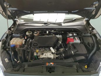 Ford Focus 1.5 EcoBlue Zetec (120 ps) - ELECTRICALLY HEATED WINDSCREEN
