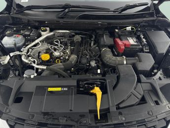 Nissan Qashqai 1.3 DIG-T MHEV N-Connecta XTRON (158 ps) - 360 CAM - LED - REVER