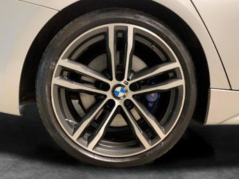 BMW 3 Series 2.0 320d M Sport Shadow Edition Touring (190 ps) - INTERIOR TRIM