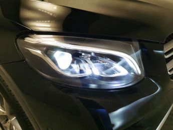 Mercedes-Benz GLC 2.1 GLC220d AMG Line G-Tronic+ 4MATIC (170 ps) - NAV - MIRROR PA