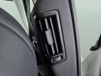 Volvo XC60 2.0 B4 MHEV Momentum AWD (197 ps) - LEATHER-FACED - CHARCOAL