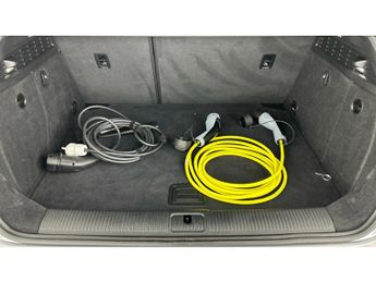Audi A3 1.4 TFSI e-tron Sportback Plug-in e-S Tronic 8.8kWh (204 ps) - H