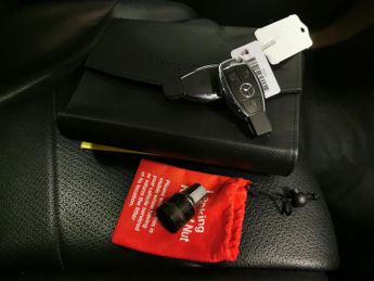 Mercedes-Benz GLC 2.1 GLC220d AMG Line G-Tronic+ 4MATIC (170 ps) - NAV - MIRROR PA