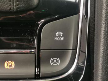 Skoda Karoq 1.5 TSI ACT SE L DSG (150 ps) - SAT NAV - HEATED SEATS - ALCANTA