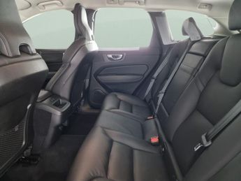 Volvo XC60 2.0 B4 MHEV Momentum AWD (197 ps) - LEATHER-FACED - CHARCOAL