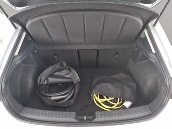 Seat Leon 1.4 eHybrid 12.8kWh FR Plug-in DSG (204 ps) - 17IN ALLOYS - CLIM