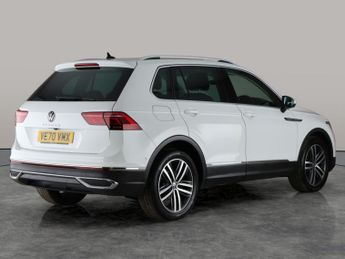 Volkswagen Tiguan 1.5 TSI Elegance DSG (150 ps) - KEYLESS ENTRY - AUTO PARK - REVE