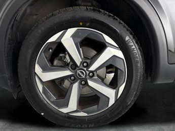 Nissan Qashqai 1.3 DIG-T MHEV N-Connecta XTRON (158 ps) - 360 CAM - LED - REVER