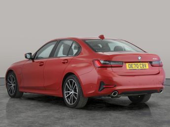 BMW 3 Series 2.0 330e 12kWh Sport Pro Plug-in (292 ps) - PERFORMANCE CONTROL