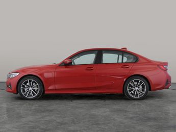 BMW 3 Series 2.0 330e 12kWh Sport Pro Plug-in (292 ps) - PERFORMANCE CONTROL