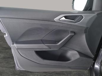 Volkswagen T-cross 1.0 TSI R-Line DSG (110 ps) - LEATHER - ALCANTARA - BLIND SPOT A