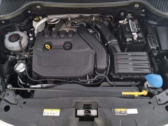 Skoda Karoq 1.5 TSI ACT SE L DSG (150 ps) - SAT NAV - HEATED SEATS - ALCANTA