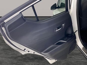 Toyota C-HR 1.8 VVT-h GPF Design CVT (122 ps) - NAV - LANE DEPARTURE ALERT