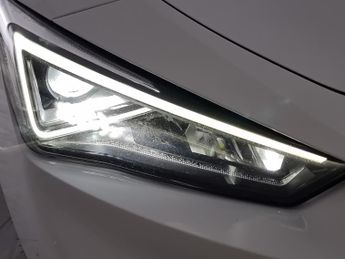 Seat Leon 1.4 eHybrid 12.8kWh FR Plug-in DSG (204 ps) - 17IN ALLOYS - CLIM
