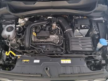 Volkswagen T-cross 1.0 TSI R-Line DSG (110 ps) - LEATHER - ALCANTARA - BLIND SPOT A