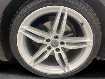 Audi A5 2.0 TFSI 35 S line Coupe S Tronic (150 ps) - ELECTRIC SEATS - DA