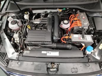 Volkswagen Passat 1.4 TSI GTE Plug-in DSG (218 ps) - HEATED SEATS - DAB - BLUETOOT