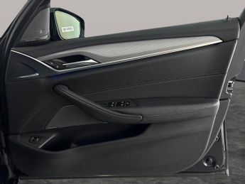 BMW 5 Series 2.0 520d M Sport Touring (190 ps) - HK AUDIO - EXTERIOR MIRRORS